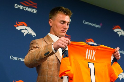 Les Vikings du Minnesota et les Broncos de Denver placent leurs espoirs dans un nouveau quart-arrière